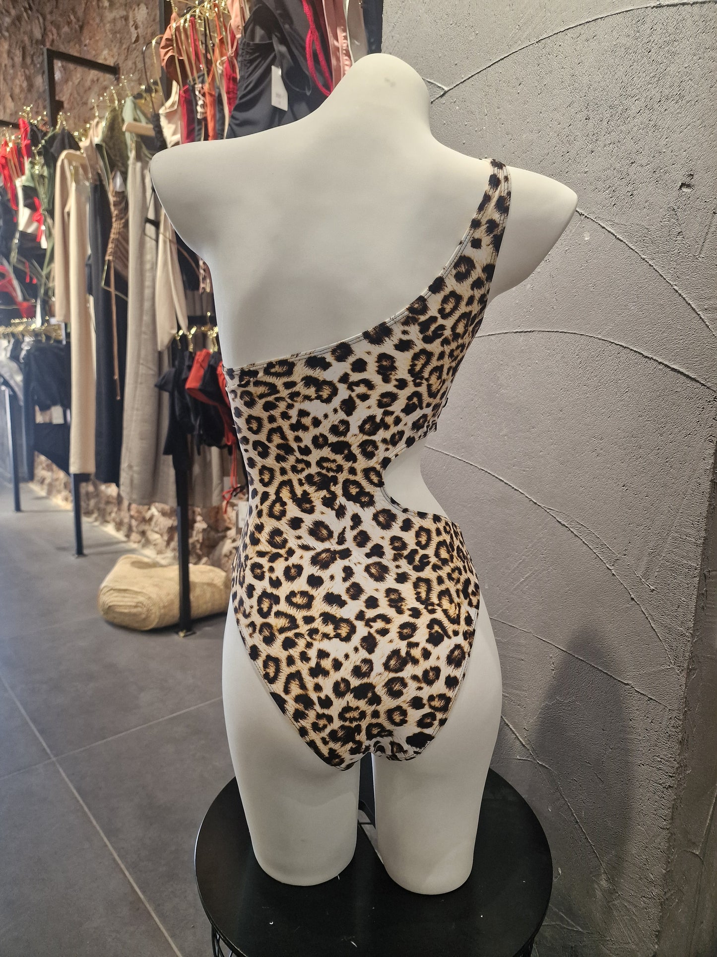 Leopard Print Cut-Out One-Piece Swimsuit – Asymmetrical Monokini